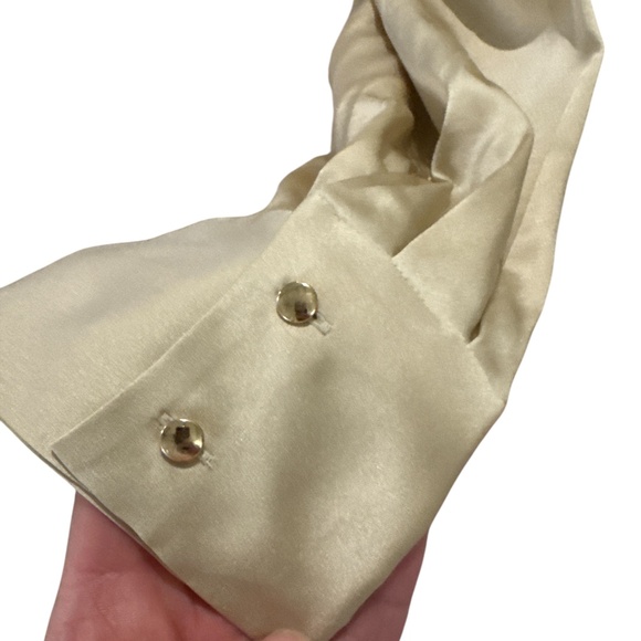 Antonio Milani Gold ‎ Silk Blouse - Picture 3 of 4